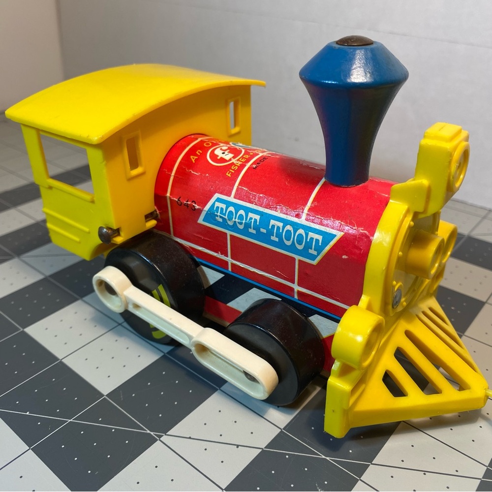 1964 Fisher Price Toot-Toot Train Engine Wooden Pull Toy 643 Vintage